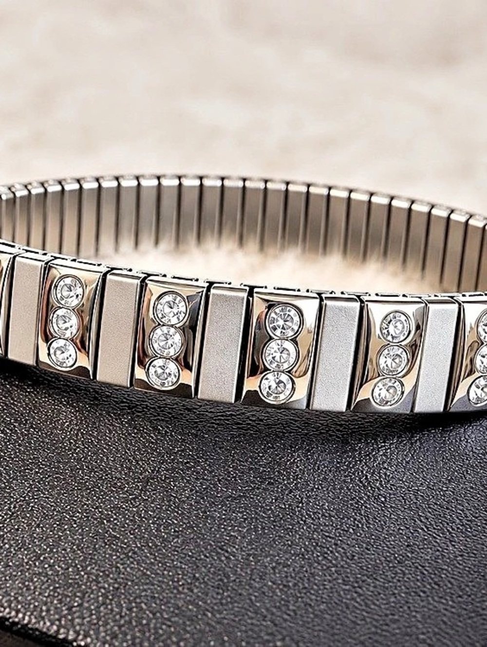 Rhinestone Stretch Bracelet in Silver